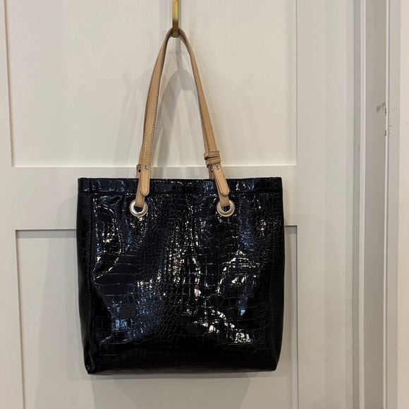 Jessica Elegant Black Tote with Tan Straps - Picture 3 of 11